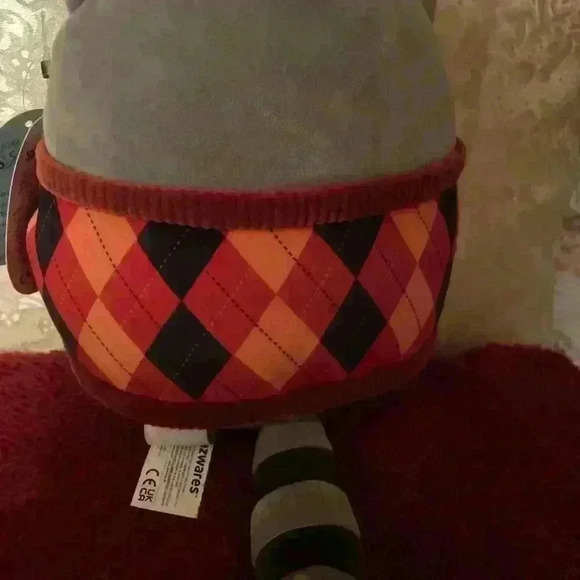 Squishmallow Rocky the Raccoon with sweater 8inch bundled with Hans Hedgehog - Picture 4 of 8